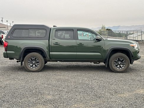 Certified 2021 Toyota Tacoma SR5 w/ Trail Edition AWD/4WD image 13