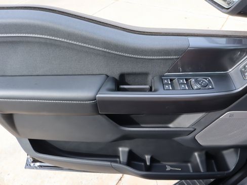 New 2025 Ford F150 Lariat w/ FX4 Off-Road Package image 17