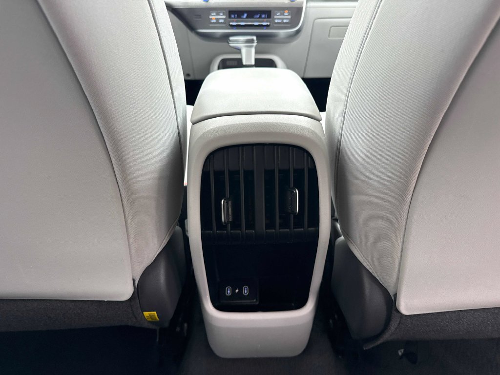 Used 2024 Hyundai Kona SEL AWD/4WD image 30