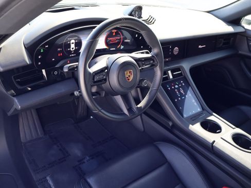 Certified 2023 Porsche Taycan w/ Premium Package RWD image 4