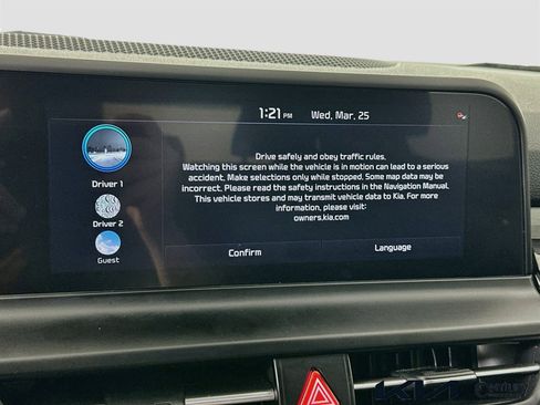 Used 2025 Kia Seltos S image 15