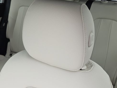 Certified 2025 Mercedes-Benz GLB 250 image 15