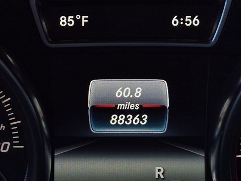 Used 2016 Mercedes-Benz GLE 350 image 9