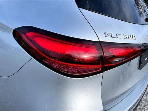 Certified 2025 Mercedes-Benz GLC 300 4MATIC image 26