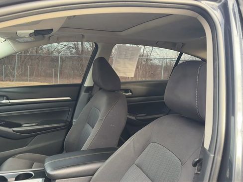 Used 2020 Nissan Altima 2.5 SV image 27