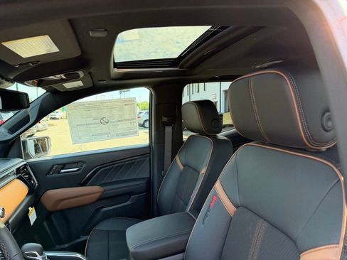 New 2026 GMC Canyon AT4 w/ Technology Plus Package AWD/4WD image 13