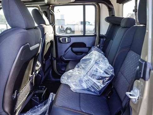 New 2026 Jeep Gladiator Mojave w/ Safety Group AWD/4WD image 23