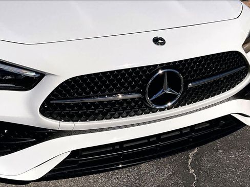 Certified 2024 Mercedes-Benz CLE 300 4MATIC Coupe image 29