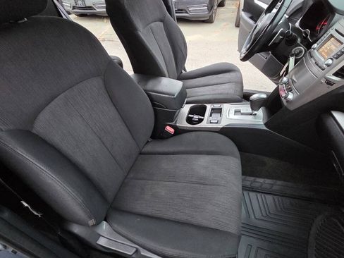 Used 2014 Subaru Outback 2.5i Premium AWD/4WD image 43
