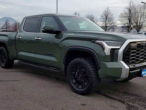 Used 2022 Toyota Tundra Limited image 2