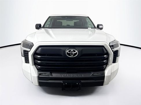 Used 2022 Toyota Tundra SR5 RWD image 6