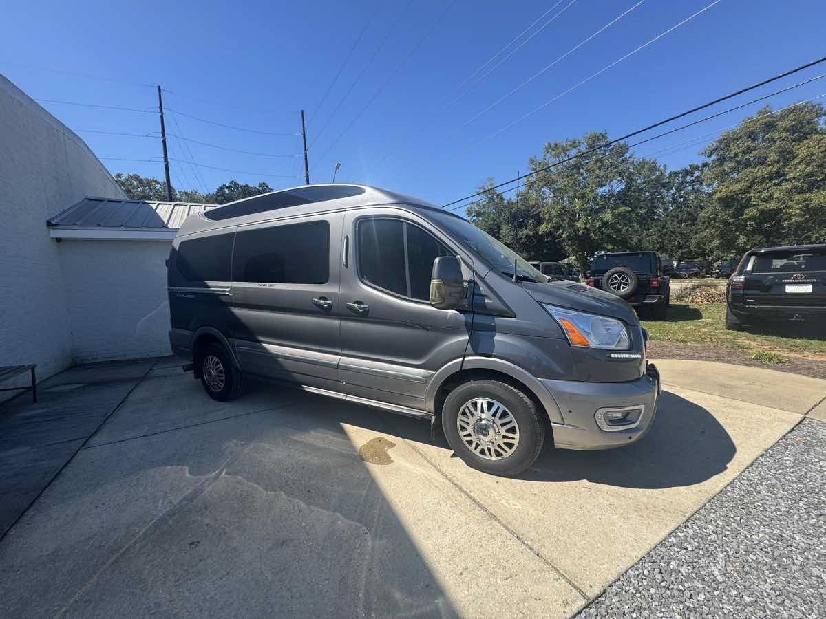 Used 2021 Ford Transit 150 Low Roof AWD w/ Exterior Upgrade Package image 4