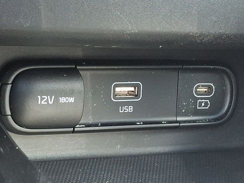 Used 2024 Kia Seltos EX AWD/4WD image 25