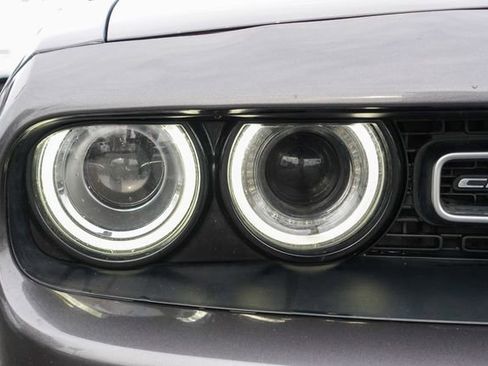 Used 2022 Dodge Challenger GT image 5