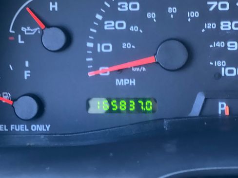 Used 2005 Ford Excursion Limited image 25