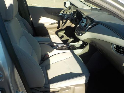 Used 2020 Chevrolet Malibu LS w/ Driver Confidence Package II image 15