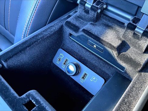 Used 2016 Jaguar F-TYPE Coupe image 29