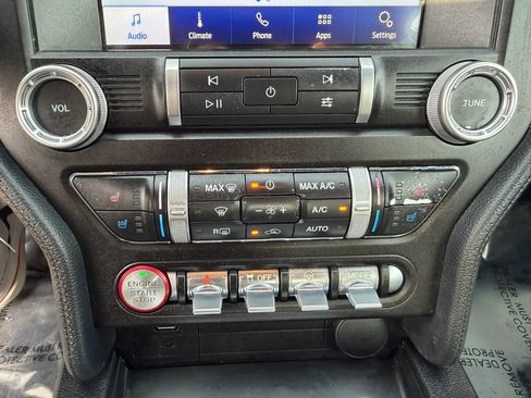 Used 2020 Ford Mustang Premium RWD image 22
