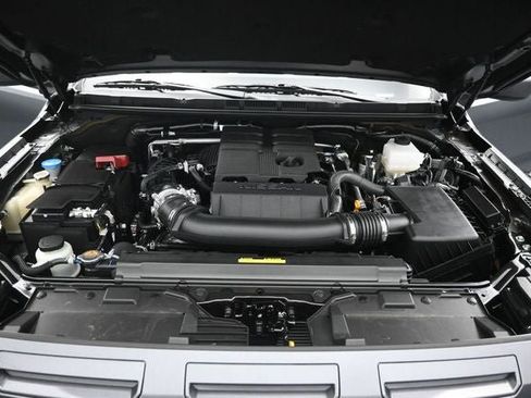 New 2026 Nissan Frontier SV AWD/4WD image 30