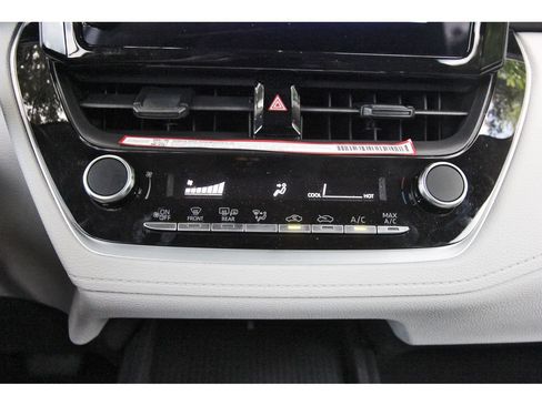 Used 2026 Toyota Corolla Cross L FWD image 27