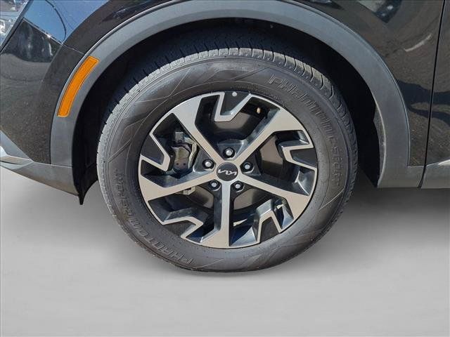Used 2024 Kia Sportage EX AWD/4WD image 11