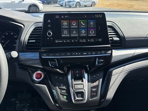 New 2026 Honda Odyssey Elite image 13