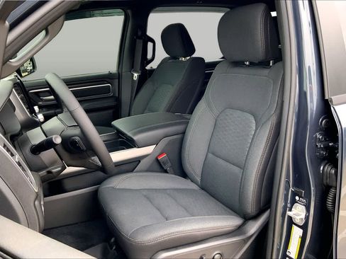 New 2026 RAM 1500 Big Horn AWD/4WD image 9