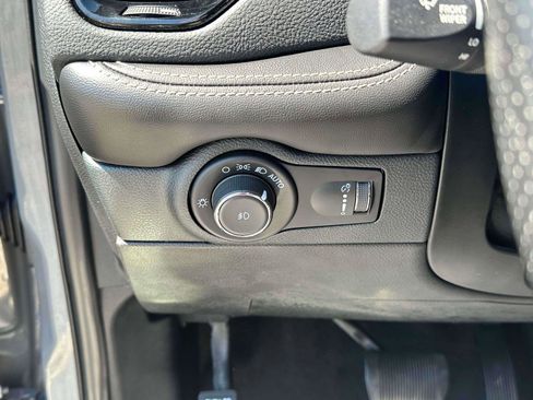 Used 2022 Dodge Durango GT image 21