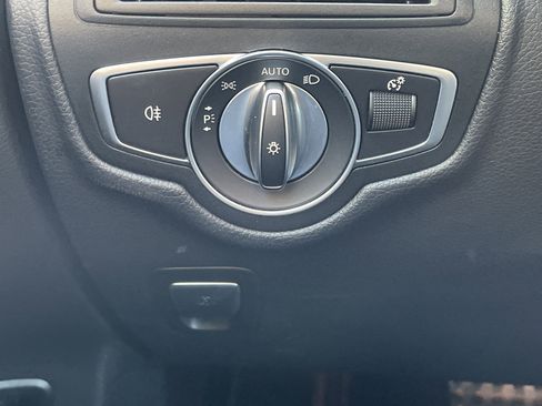 Certified 2022 Mercedes-Benz GLC 300 4MATIC image 25