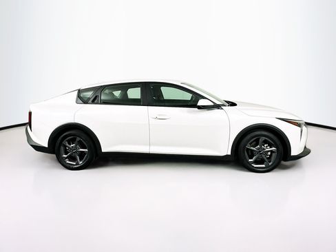 Used 2025 Kia K4 FWD image 10