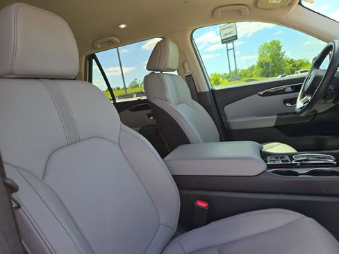 Used 2025 Honda Pilot EX-L image 15