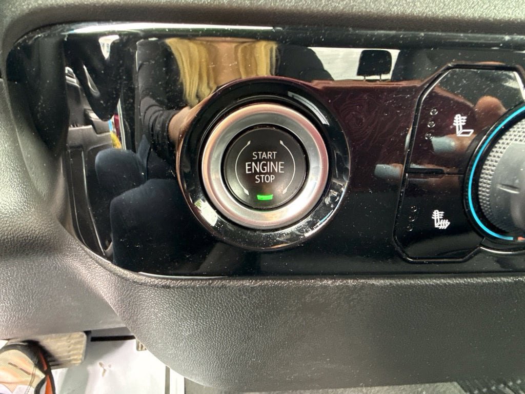 Used 2024 Chevrolet Silverado 1500 LT AWD/4WD image 26