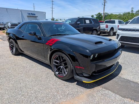 Used 2019 Dodge Challenger SRT Hellcat Redeye RWD image 7