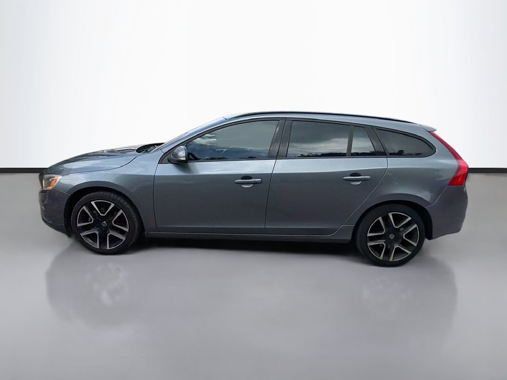 Used 2018 Volvo V60 T5 Dynamic w/ Protection Package FWD image 4