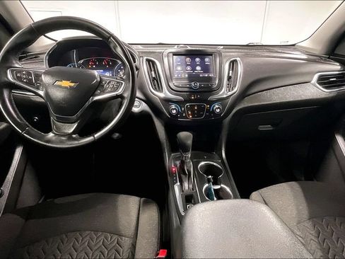 Used 2024 Chevrolet Equinox LT FWD image 18
