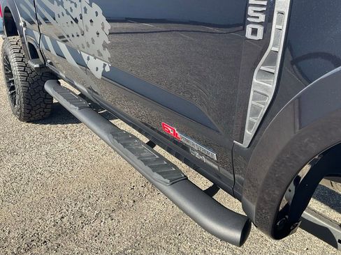 New 2025 Ford F250 XLT w/ Black Appearance Package AWD/4WD image 19