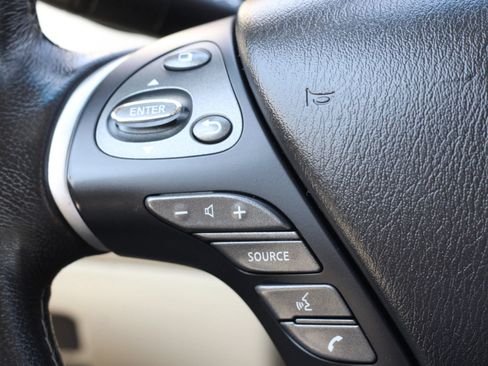 Used 2019 INFINITI QX60 Luxe w/ Essential Package FWD image 16