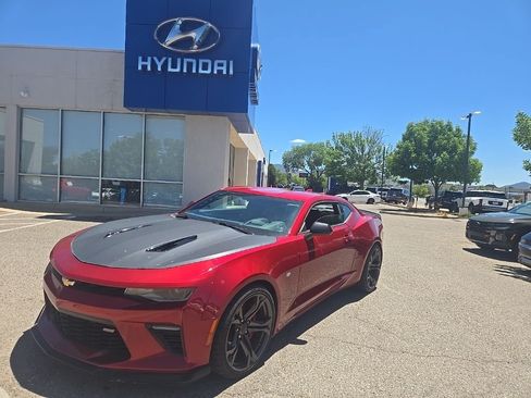Used 2017 Chevrolet Camaro SS RWD image 1
