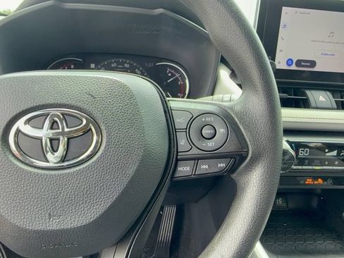 Used 2024 Toyota RAV4 XLE w/ Convenience Package FWD image 19