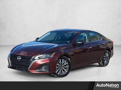 Used 2024 Nissan Altima 2.5 SV