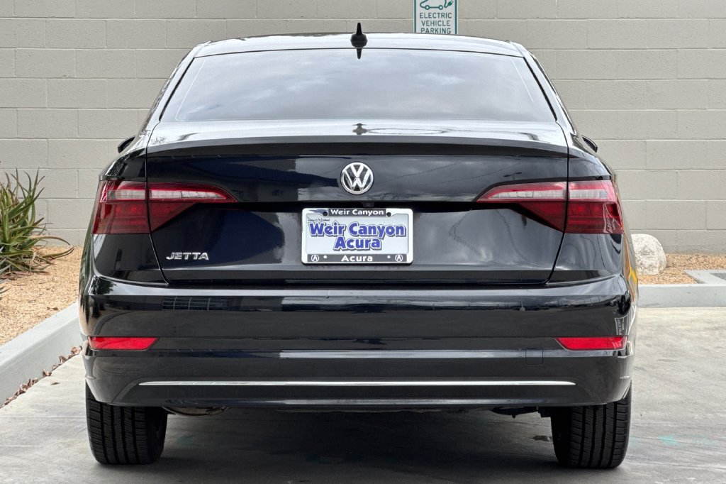 Used 2020 Volkswagen Jetta SEL FWD image 9
