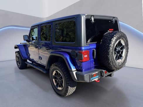 Used 2018 Jeep Wrangler Unlimited Rubicon w/ Dual Top Group AWD/4WD image 3