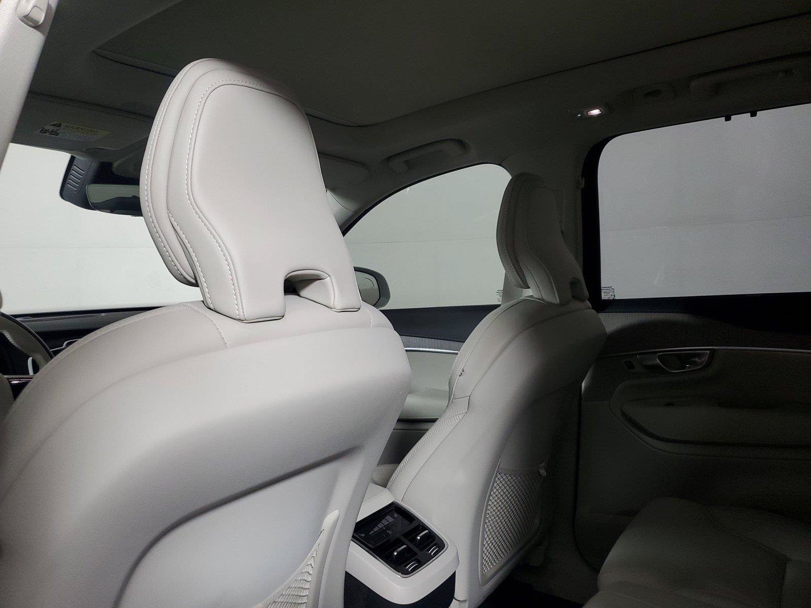 Certified 2024 Volvo XC90 B6 Ultimate w/ Protection Package Premier AWD/4WD image 14