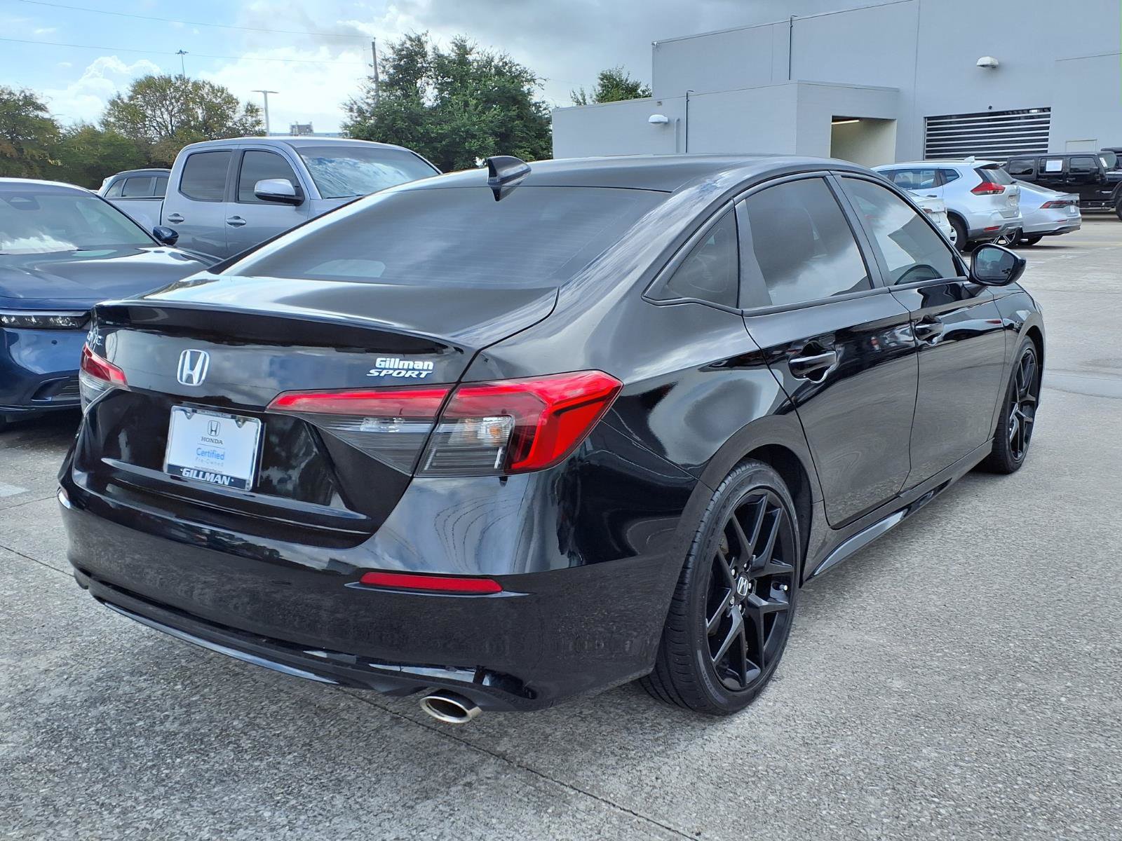 Used 2023 Honda Civic Sport image 23