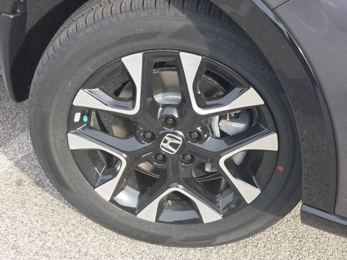 New 2026 Honda HR-V EX-L image 4