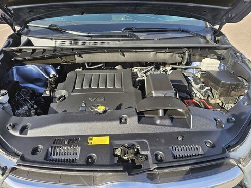 Used 2014 Toyota Highlander Limited Platinum image 59