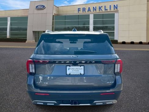 New 2026 Ford Explorer Active w/ Active Comfort Package AWD/4WD image 6