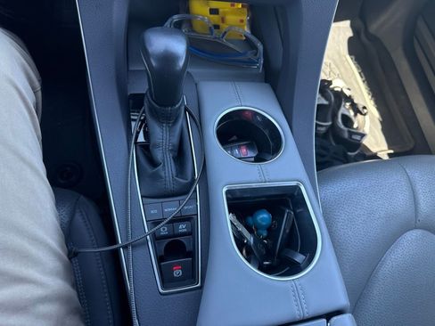 Used 2020 Toyota Avalon Limited w/ Advanced Safety Package FWD image 16