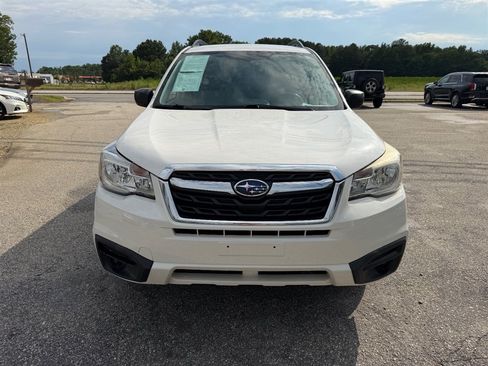 Used 2017 Subaru Forester 2.5i w/ Alloy Wheel Package AWD/4WD image 8