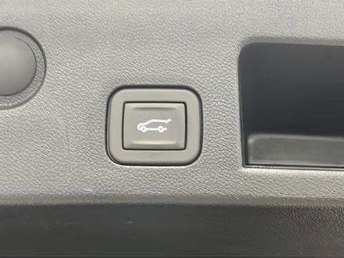 New 2026 Chevrolet Equinox LT w/ Convenience Package II image 33